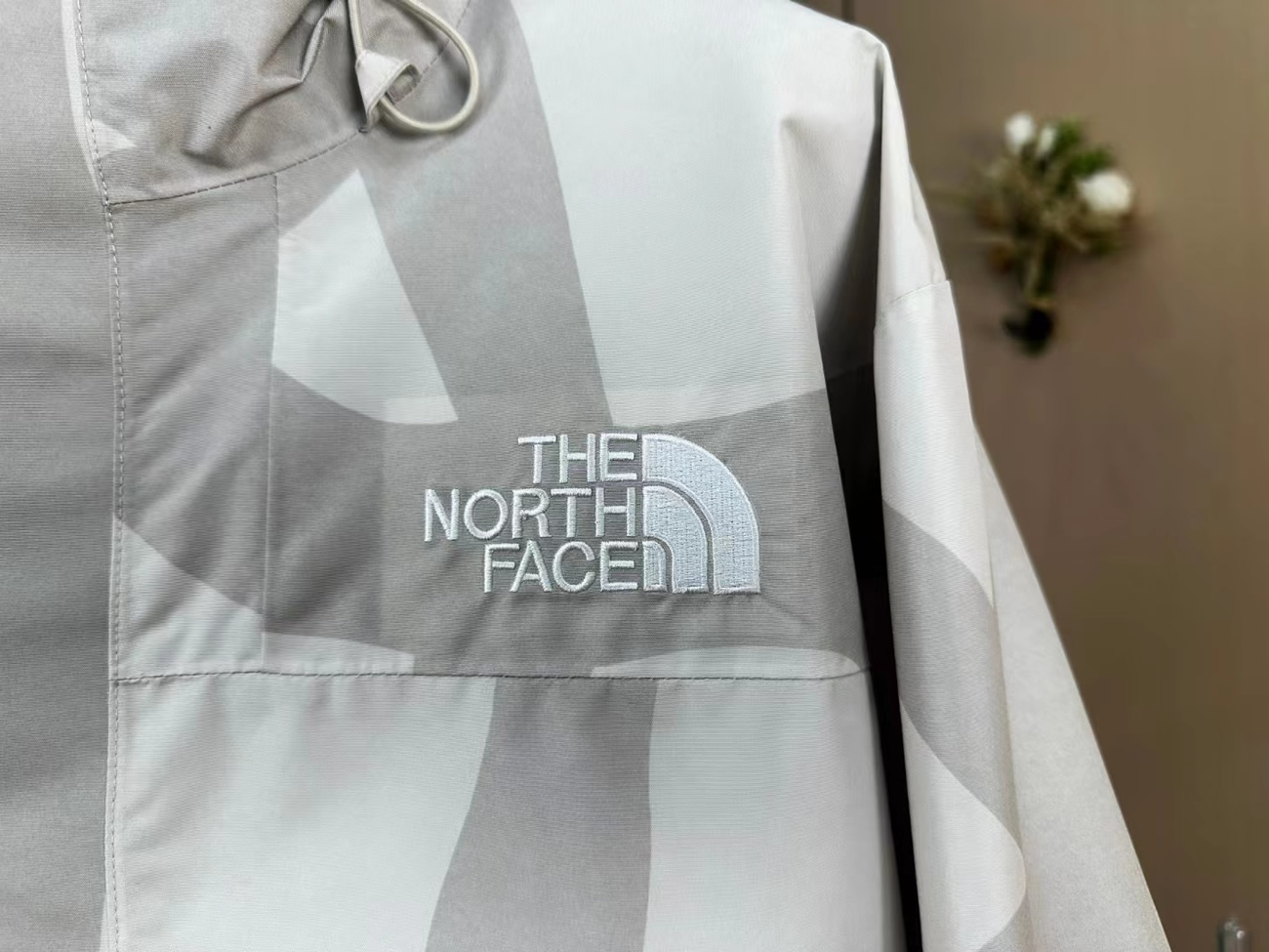 The North Face Xx Kaws Jacket (9) - newkick.cc